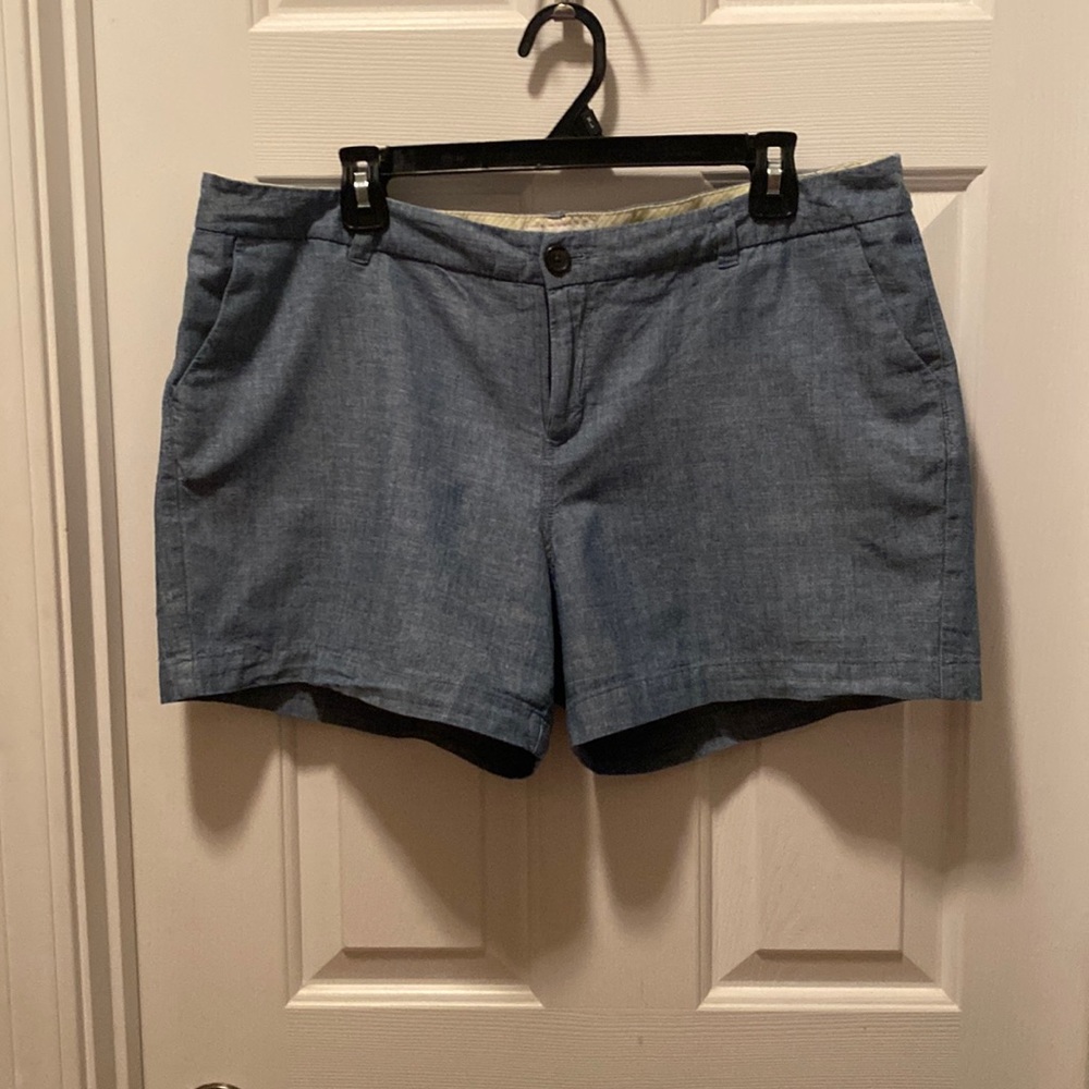 Womens Shorts 14